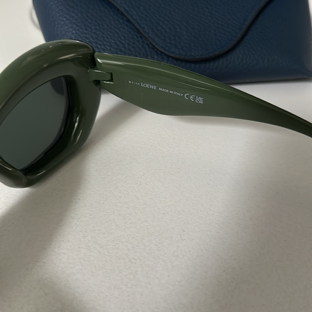 LOEWE GREEN INFLATED BUTTERFLY SUNGLASSES - Picture 6 of 9